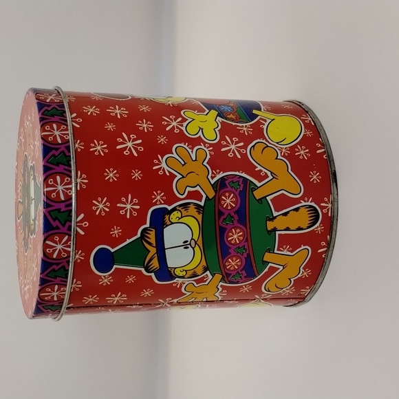 Vintage Garfield Christmas Tin - Picture 4 of 9